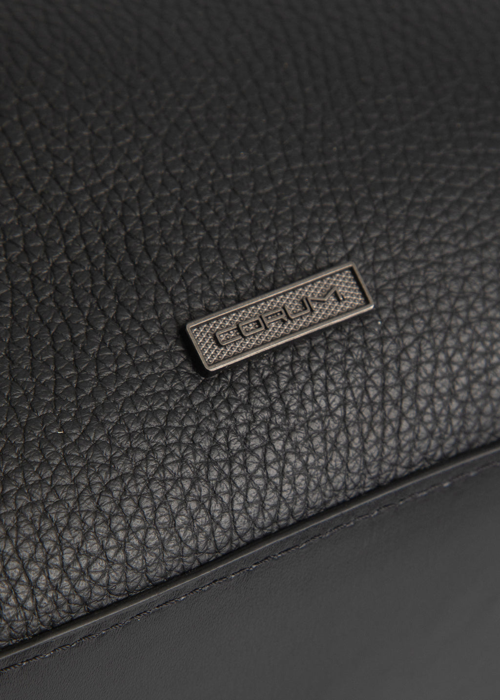 Leather Dopp Kit Bag 2513401