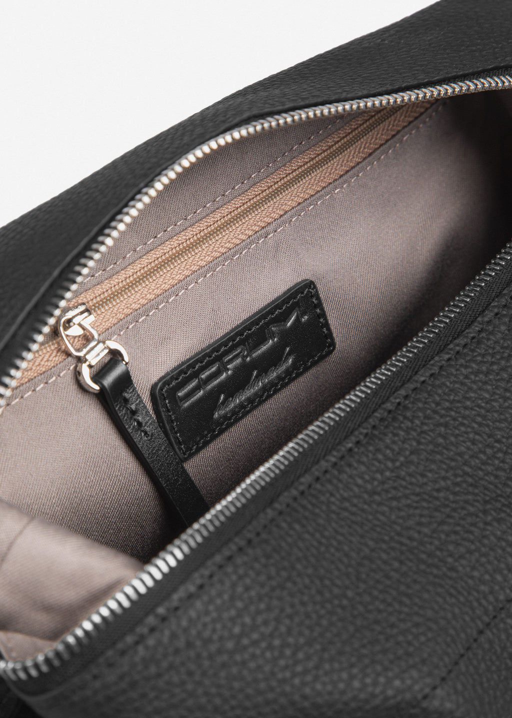 Leather Dopp Kit Bag 2513401