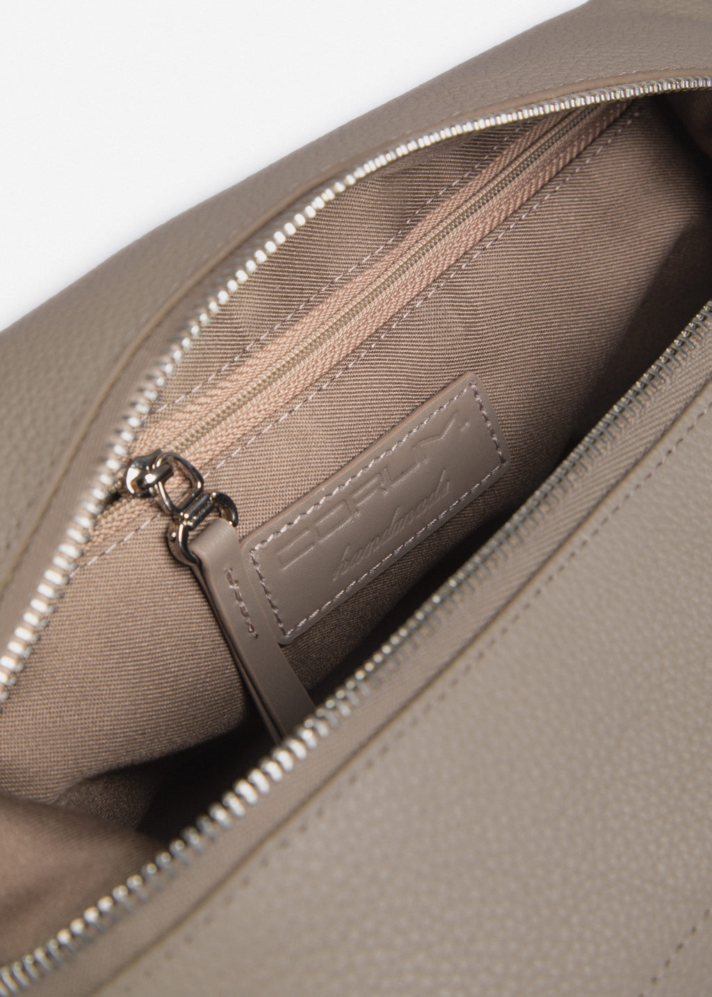 Leather Dopp Kit Bag 2513401